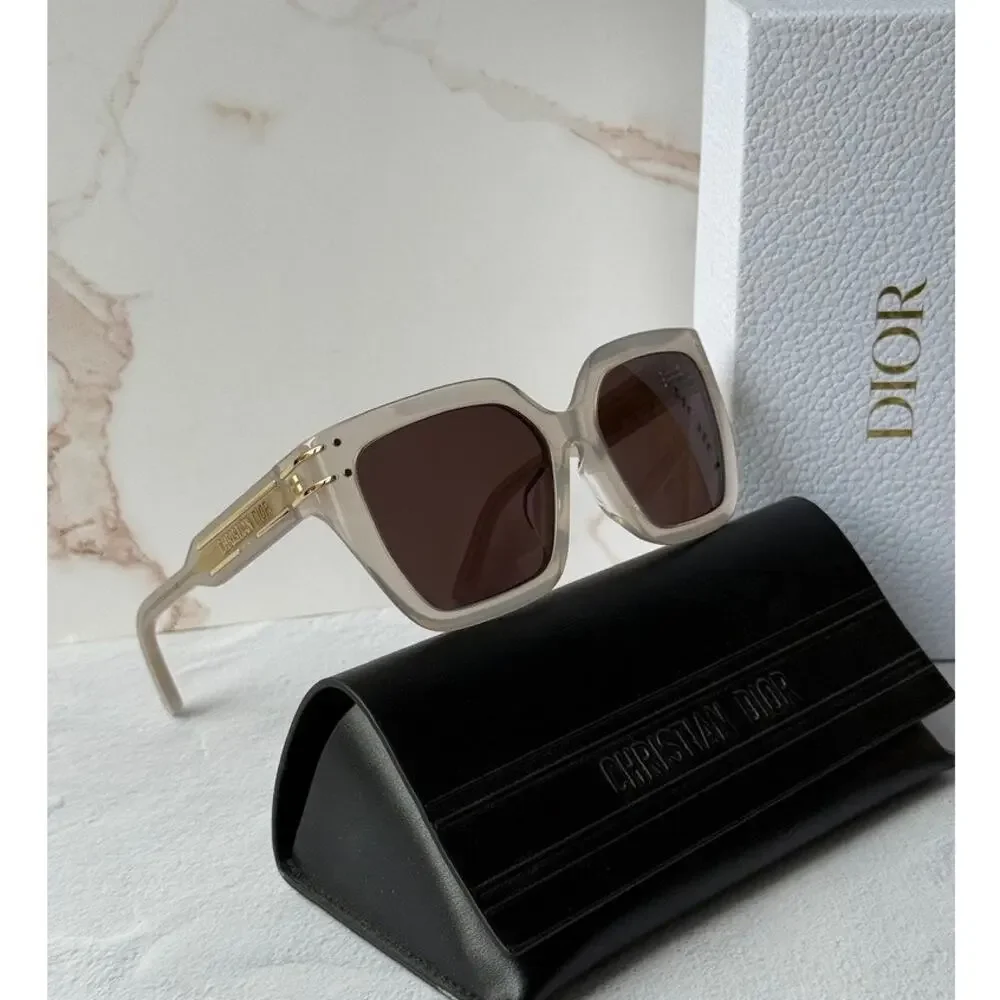 NEW Dior Signature S10F Oversized Sunglasses in Mink Grey